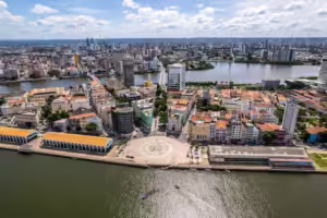 recife-pernambuco-brasil-por-volta-de-abril-de-2022-vista-aerea-do-parque-quotmarco-zeroquot-do-recife_63135-3947